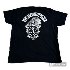 Warner Bros. Harry Potter black & white short sleeved Gryffindor T shirt 2XL.